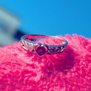 10k white gold ruby ring size 6